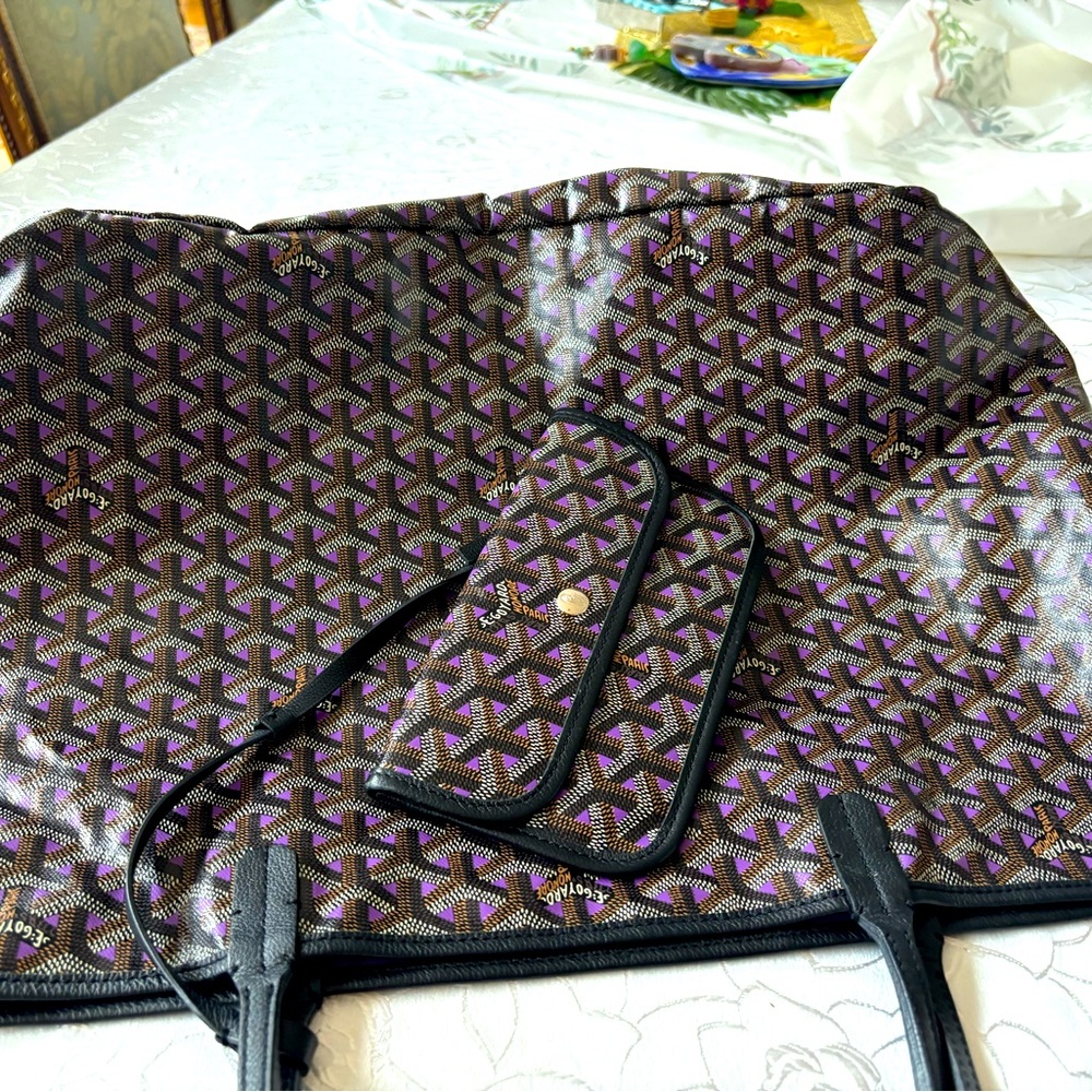 Goyard GM  St Louis Tote with purple accent- limited edition- great condition